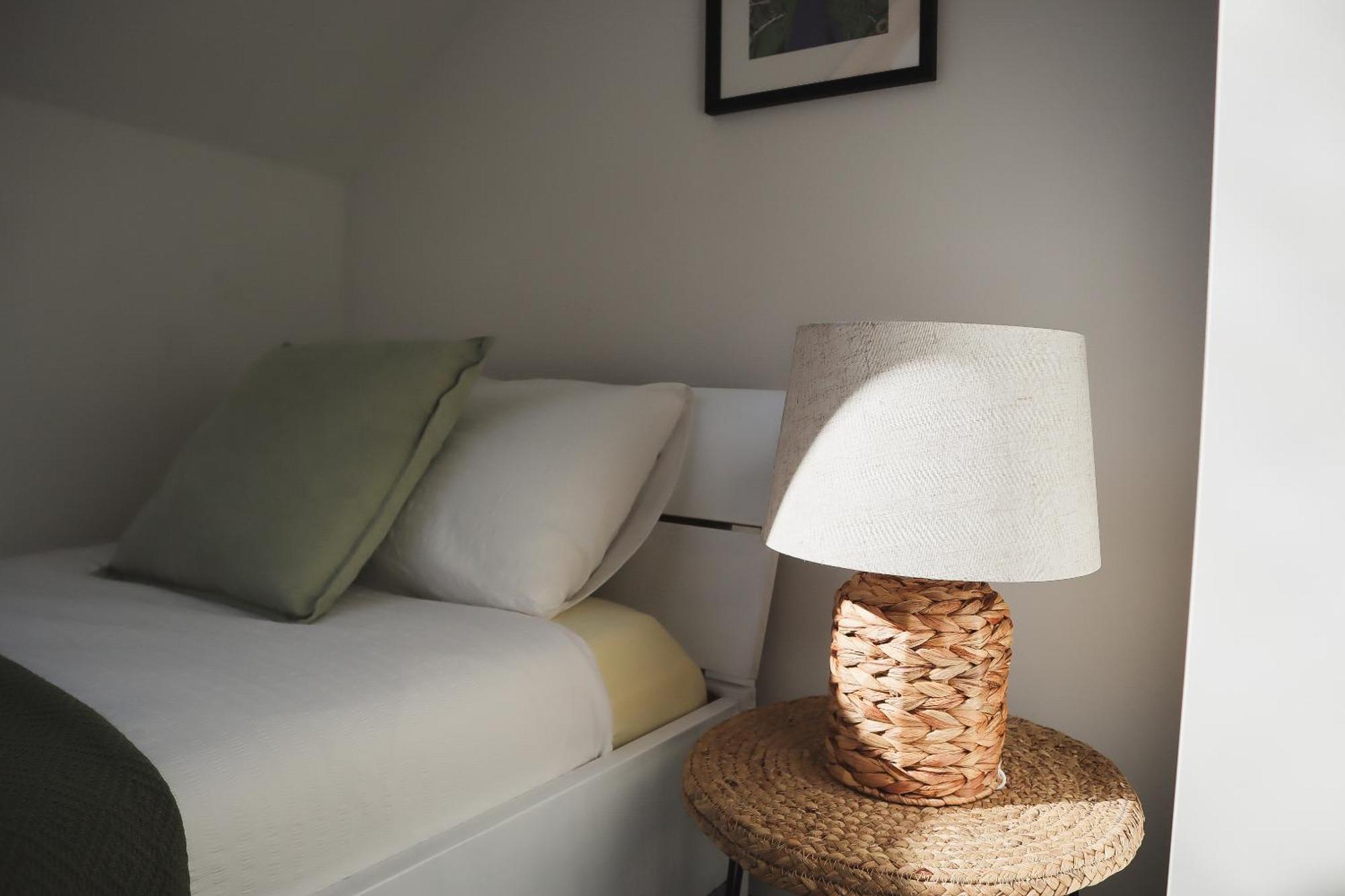 Urban Jungle Apartment - Free Parking リュブリャナ エクステリア 写真
